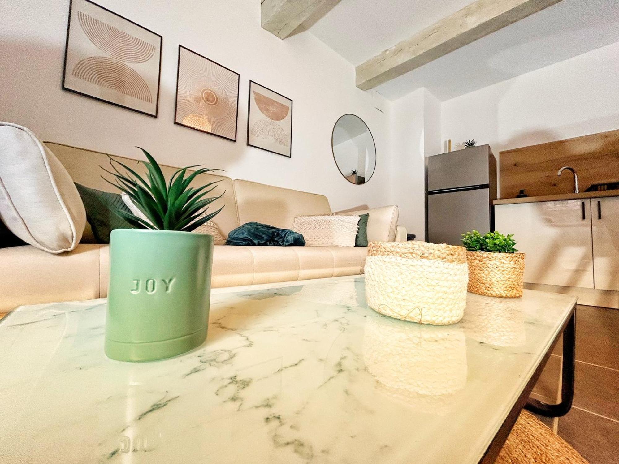 Olive Serenity Arles Eksteriør bilde